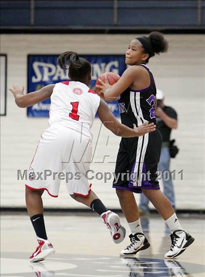 Thumbnail 2 in Piedmont vs. St. Mary's (CIF NCS D4 Final) photogallery.