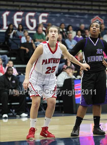Thumbnail 2 in Piedmont vs. St. Mary's (CIF NCS D4 Final) photogallery.