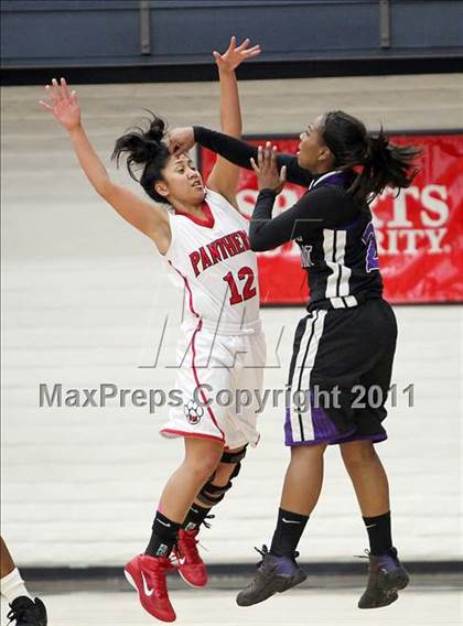 Thumbnail 3 in Piedmont vs. St. Mary's (CIF NCS D4 Final) photogallery.