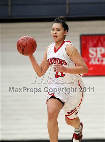 Thumbnail 3 in Piedmont vs. St. Mary's (CIF NCS D4 Final) photogallery.