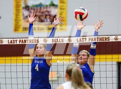 Thumbnail 3 in Van Alstyne @ Bells photogallery.