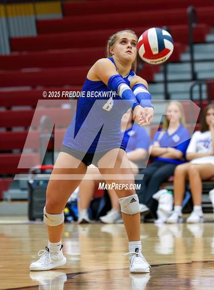Thumbnail 3 in Van Alstyne @ Bells photogallery.