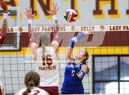 Thumbnail 3 in Van Alstyne @ Bells photogallery.