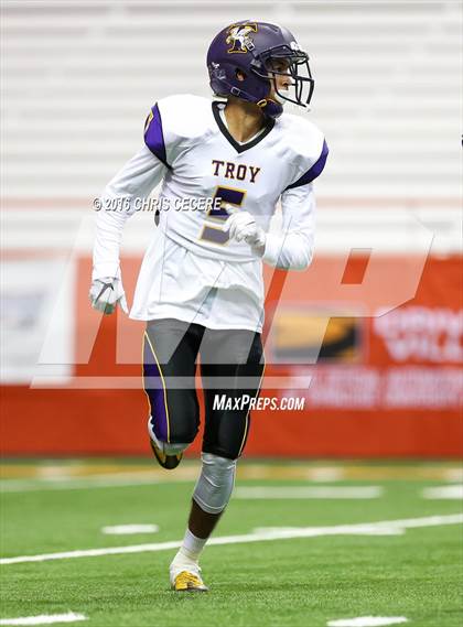Thumbnail 2 in Victor vs. Troy (NYSPHSAA Class AA Final) photogallery.
