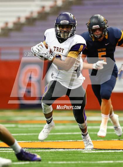 Thumbnail 2 in Victor vs. Troy (NYSPHSAA Class AA Final) photogallery.