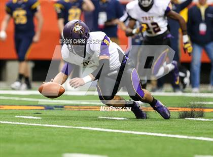 Thumbnail 3 in Victor vs. Troy (NYSPHSAA Class AA Final) photogallery.