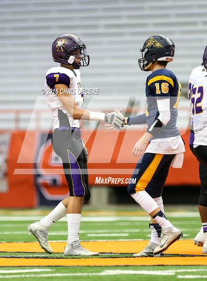 Thumbnail 3 in Victor vs. Troy (NYSPHSAA Class AA Final) photogallery.