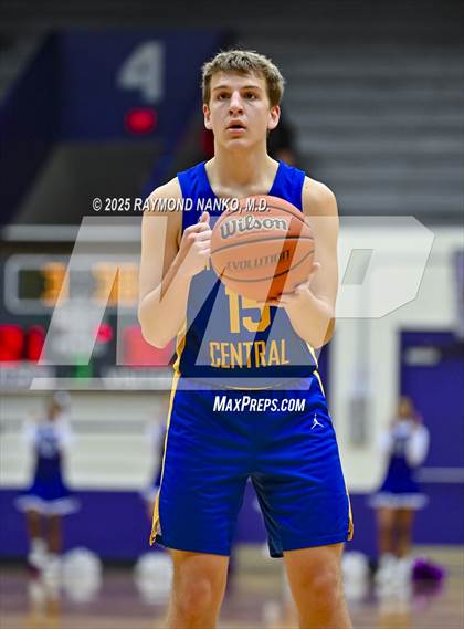 Thumbnail 2 in Greenfield-Central @ Muncie Central  photogallery.