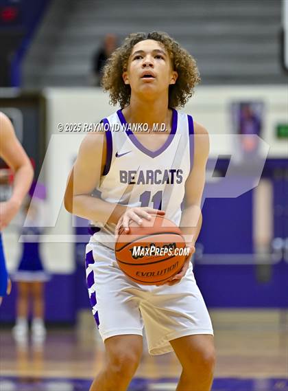 Thumbnail 2 in Greenfield-Central @ Muncie Central  photogallery.