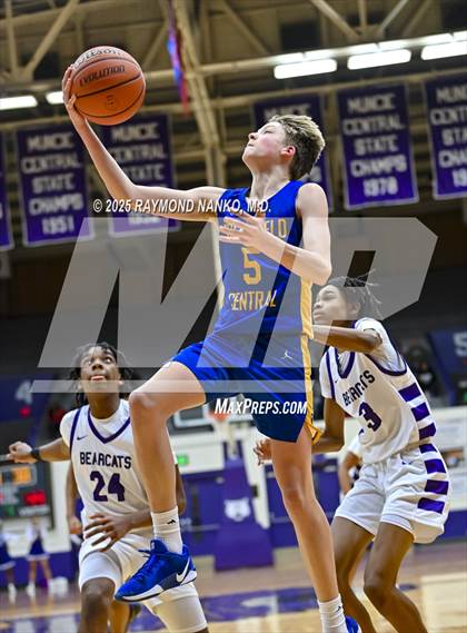 Thumbnail 2 in Greenfield-Central @ Muncie Central  photogallery.