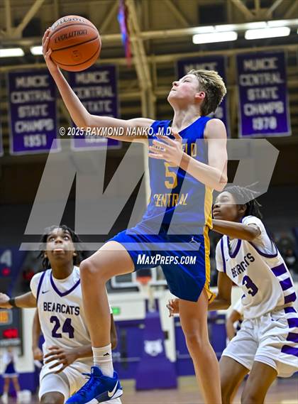 Thumbnail 3 in Greenfield-Central @ Muncie Central  photogallery.