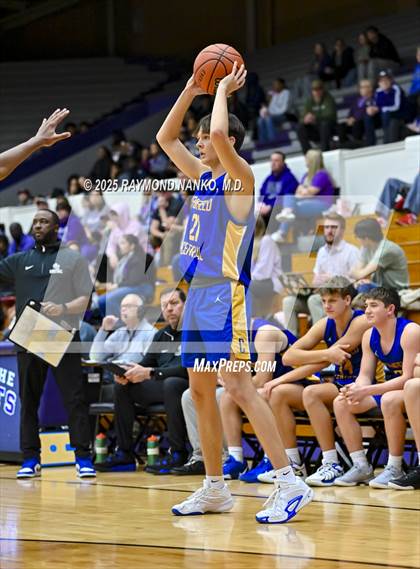 Thumbnail 2 in Greenfield-Central @ Muncie Central  photogallery.