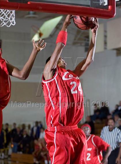 Thumbnail 3 in Merced vs Colony (Modesto Christian Classic) photogallery.