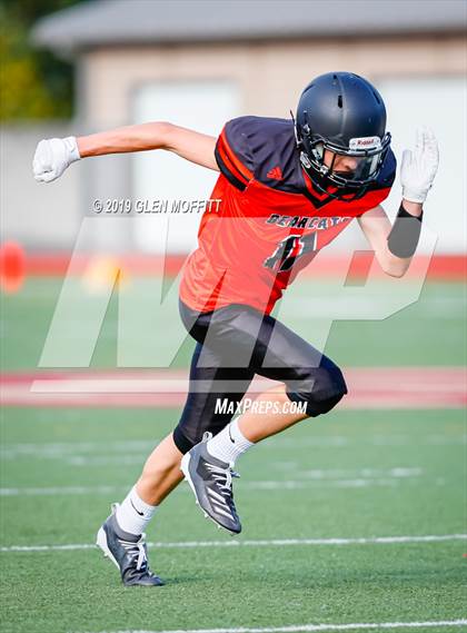 Thumbnail 3 in Lake Stevens vs. Monroe photogallery.