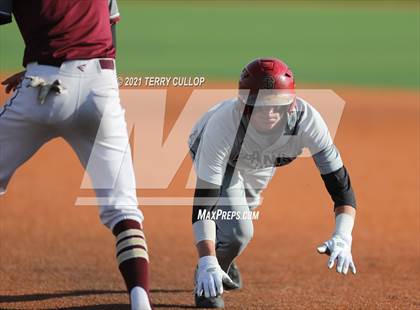 Thumbnail 1 in Spanish Fork vs. Maple Mountain (UHSAA 5A Final Game 1) photogallery.