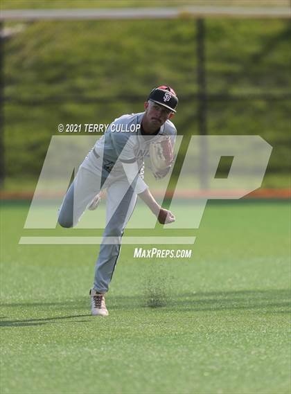 Thumbnail 1 in Spanish Fork vs. Maple Mountain (UHSAA 5A Final Game 1) photogallery.