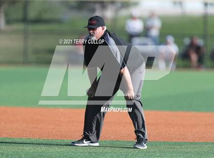 Thumbnail 3 in Spanish Fork vs. Maple Mountain (UHSAA 5A Final Game 1) photogallery.