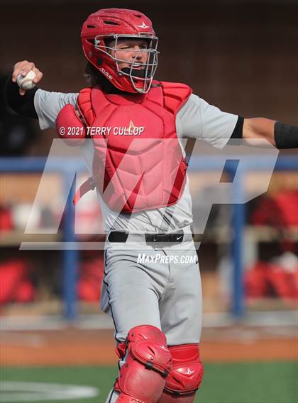 Thumbnail 1 in Spanish Fork vs. Maple Mountain (UHSAA 5A Final Game 1) photogallery.