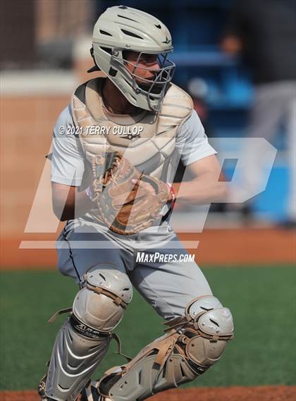 Thumbnail 3 in Spanish Fork vs. Maple Mountain (UHSAA 5A Final Game 1) photogallery.