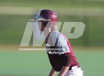 Thumbnail 2 in Spanish Fork vs. Maple Mountain (UHSAA 5A Final Game 1) photogallery.