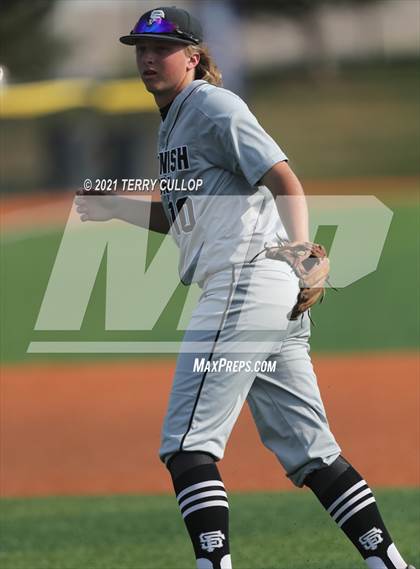 Thumbnail 3 in Spanish Fork vs. Maple Mountain (UHSAA 5A Final Game 1) photogallery.