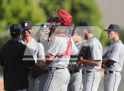 Thumbnail 2 in Spanish Fork vs. Maple Mountain (UHSAA 5A Final Game 1) photogallery.