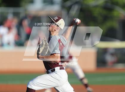 Thumbnail 3 in Spanish Fork vs. Maple Mountain (UHSAA 5A Final Game 1) photogallery.