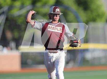 Thumbnail 2 in Spanish Fork vs. Maple Mountain (UHSAA 5A Final Game 1) photogallery.