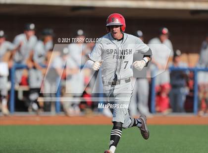 Thumbnail 1 in Spanish Fork vs. Maple Mountain (UHSAA 5A Final Game 1) photogallery.