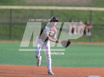 Thumbnail 3 in Spanish Fork vs. Maple Mountain (UHSAA 5A Final Game 1) photogallery.