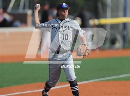 Thumbnail 2 in Spanish Fork vs. Maple Mountain (UHSAA 5A Final Game 1) photogallery.