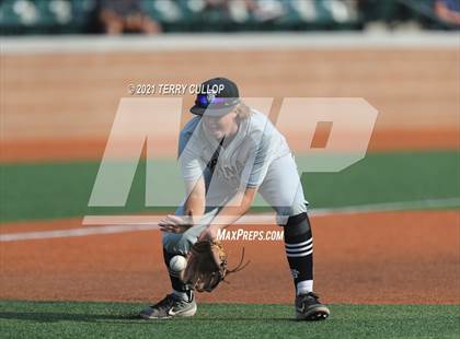 Thumbnail 1 in Spanish Fork vs. Maple Mountain (UHSAA 5A Final Game 1) photogallery.