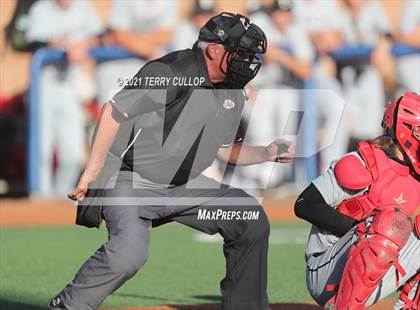 Thumbnail 1 in Spanish Fork vs. Maple Mountain (UHSAA 5A Final Game 1) photogallery.