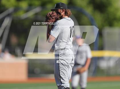 Thumbnail 3 in Spanish Fork vs. Maple Mountain (UHSAA 5A Final Game 1) photogallery.