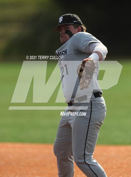 Thumbnail 1 in Spanish Fork vs. Maple Mountain (UHSAA 5A Final Game 1) photogallery.