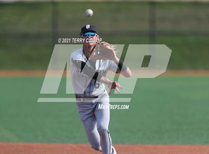 Thumbnail 3 in Spanish Fork vs. Maple Mountain (UHSAA 5A Final Game 1) photogallery.