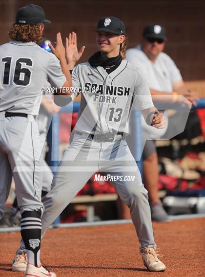 Thumbnail 3 in Spanish Fork vs. Maple Mountain (UHSAA 5A Final Game 1) photogallery.