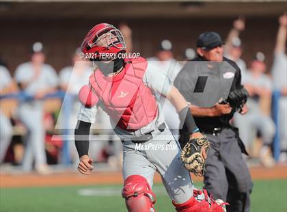 Thumbnail 2 in Spanish Fork vs. Maple Mountain (UHSAA 5A Final Game 1) photogallery.