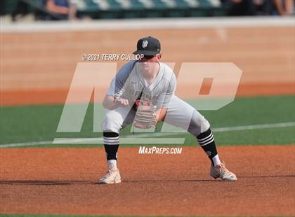 Thumbnail 2 in Spanish Fork vs. Maple Mountain (UHSAA 5A Final Game 1) photogallery.