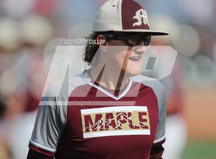 Thumbnail 3 in Spanish Fork vs. Maple Mountain (UHSAA 5A Final Game 1) photogallery.