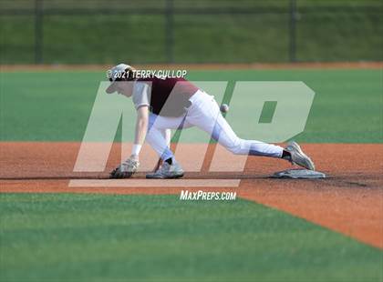 Thumbnail 2 in Spanish Fork vs. Maple Mountain (UHSAA 5A Final Game 1) photogallery.