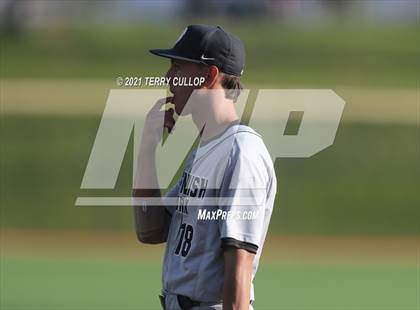 Thumbnail 3 in Spanish Fork vs. Maple Mountain (UHSAA 5A Final Game 1) photogallery.