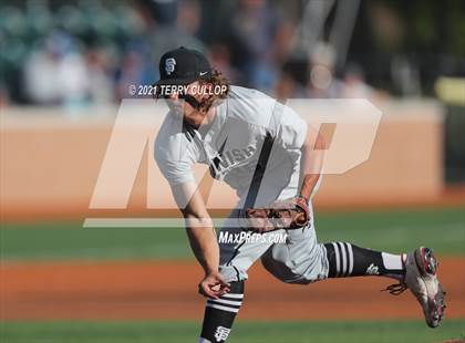 Thumbnail 1 in Spanish Fork vs. Maple Mountain (UHSAA 5A Final Game 1) photogallery.