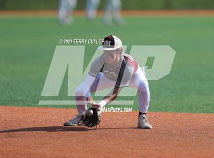 Thumbnail 3 in Spanish Fork vs. Maple Mountain (UHSAA 5A Final Game 1) photogallery.