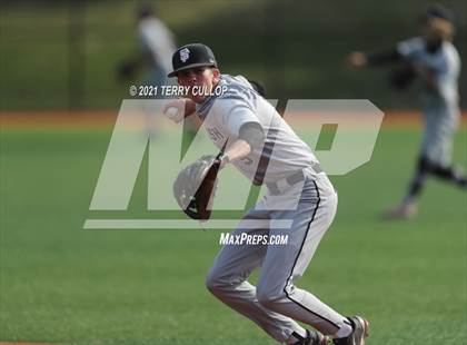Thumbnail 3 in Spanish Fork vs. Maple Mountain (UHSAA 5A Final Game 1) photogallery.