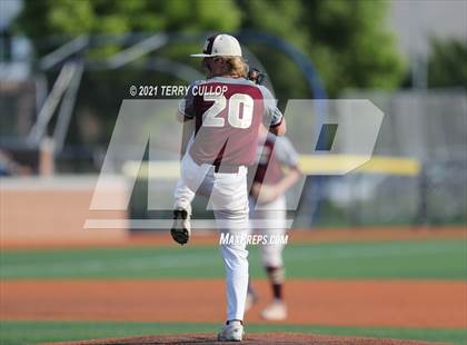 Thumbnail 3 in Spanish Fork vs. Maple Mountain (UHSAA 5A Final Game 1) photogallery.