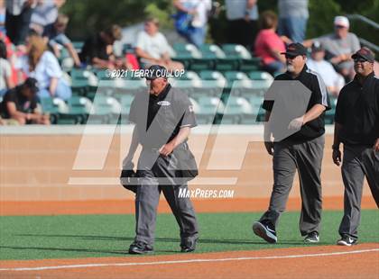 Thumbnail 1 in Spanish Fork vs. Maple Mountain (UHSAA 5A Final Game 1) photogallery.