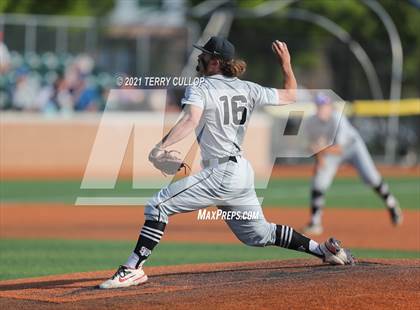 Thumbnail 3 in Spanish Fork vs. Maple Mountain (UHSAA 5A Final Game 1) photogallery.