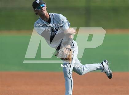 Thumbnail 2 in Spanish Fork vs. Maple Mountain (UHSAA 5A Final Game 1) photogallery.