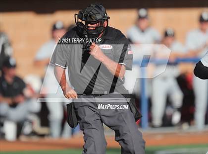 Thumbnail 2 in Spanish Fork vs. Maple Mountain (UHSAA 5A Final Game 1) photogallery.